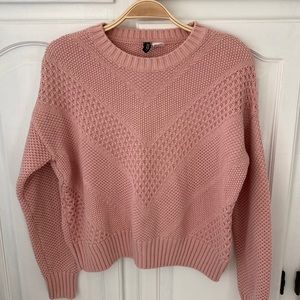 H&M Sweater - Small